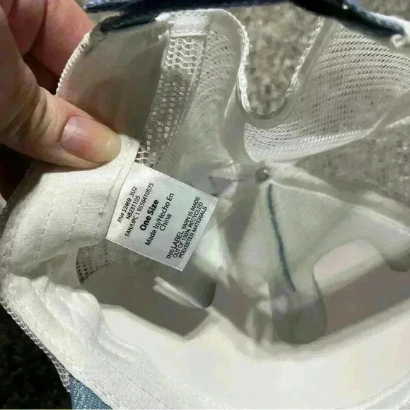 Women's Blue and White Baseball /Trucker Hat with decorative Pins NWT - Picture 5 of 6